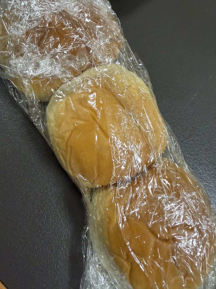 昼休憩3分 食ったら午後の部開始✊ ̖́-