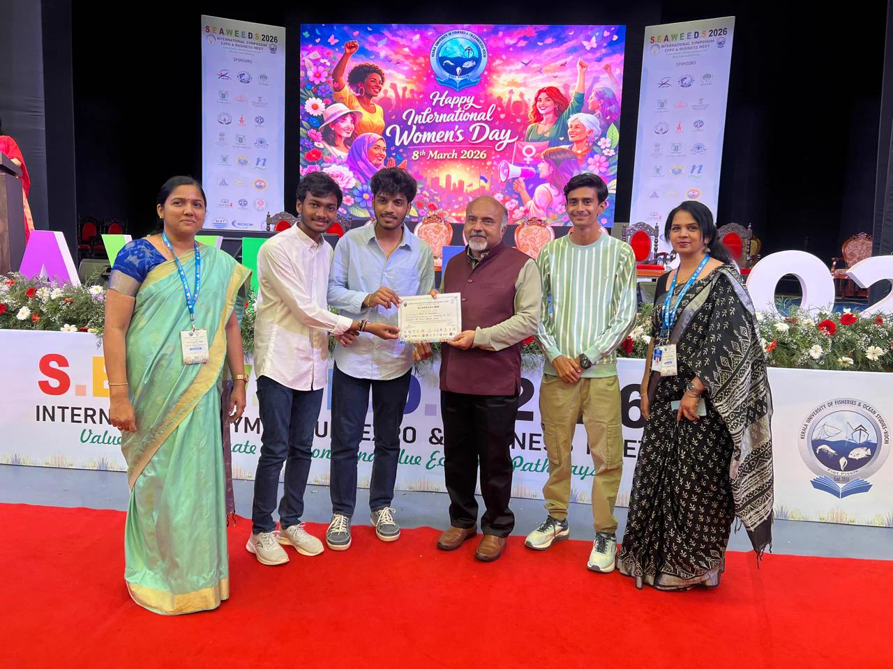 Seaweed ChatAgent first-prize recognition