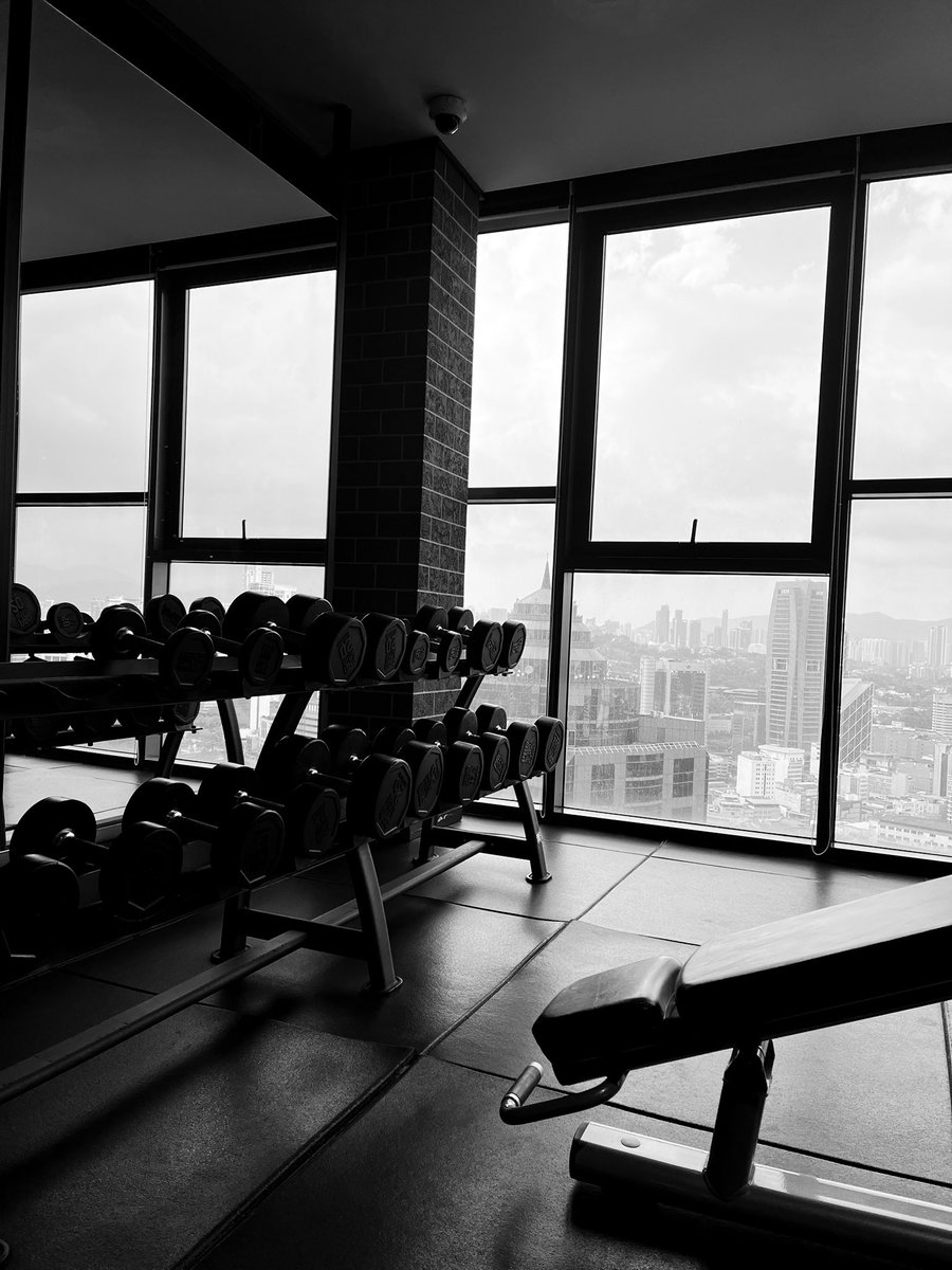 belambak tweet media