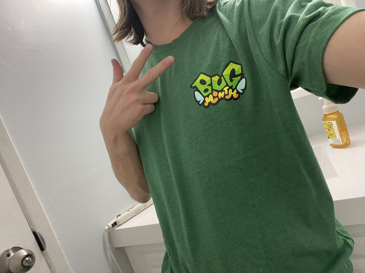 uxieorsomething's tweet photo. #BUGMONTH MIGHT BE OVER BUT IT IS STILL #BUGMONTH IN MY HEART
#BUGMONTH https://t.co/VU2MApNbX2