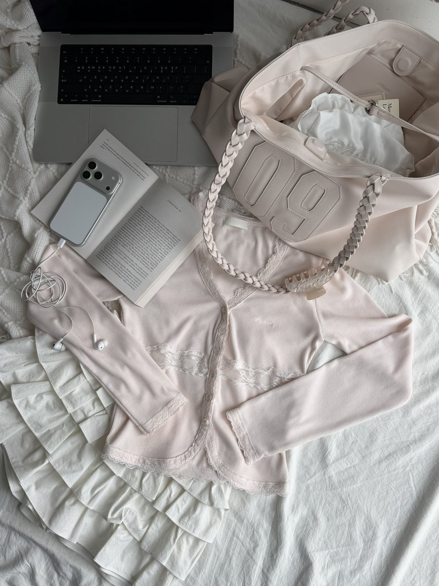 Kleesier 클리시어 tweet media