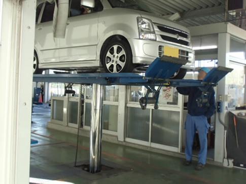 軽協会で下回り検査するやつの親玉