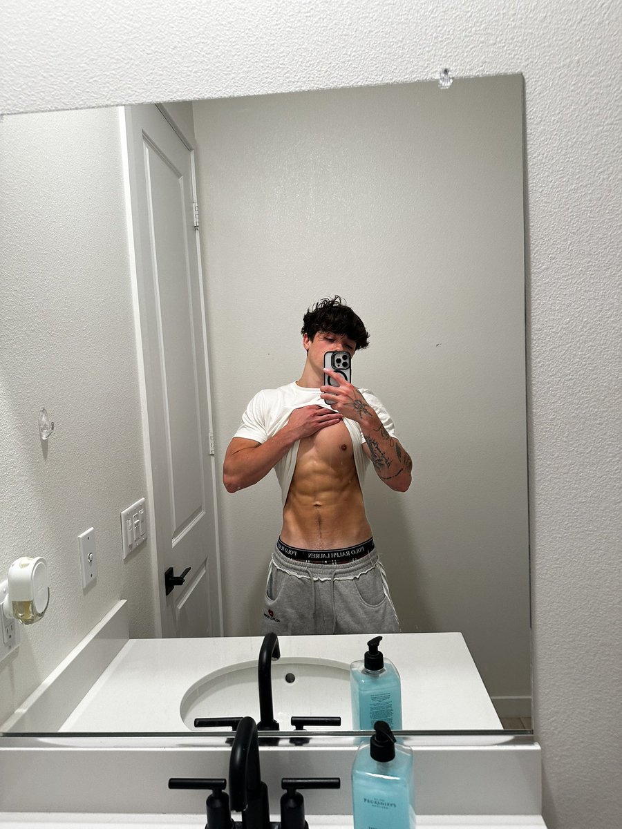 Joey Birlem tweet media