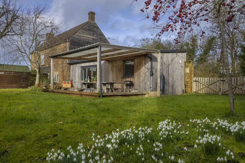 StayCotswold tweet media