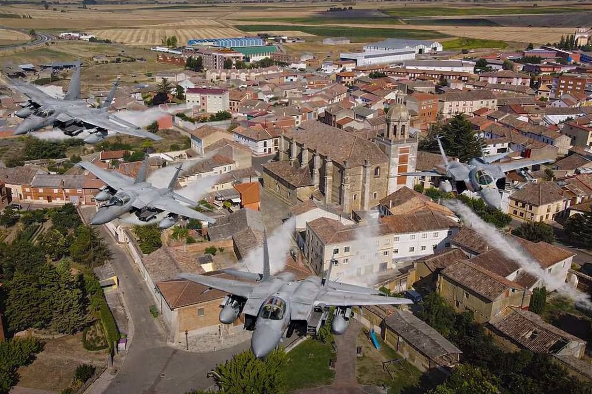 Menuda FIESTA se ha montado en Carrión, ya están los americanos sobrevolando el terreno