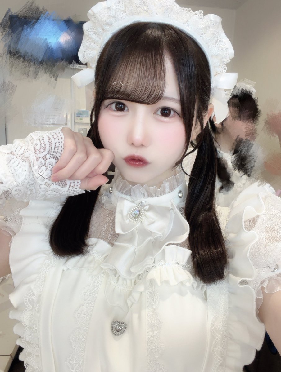 LASTSCENE_amo's tweet photo. 本日はヒロインズホワイトデーありがとうございました ͈ᴗ̀ ̫ᴗ́ ͈ 真っ白 、フリフリ 、可愛い ☁️ 帰り道 、花粉でズビズビになりながら帰っている ｡ﾟ(っ৹ т )ﾟ｡ なんで座ると急に鼻つまるんだろ 、一生動いてなきゃいけないのかな ( ΦωΦ ) 今日も会いに来てくれてありがとう 😿🌟 また明日！ https://t.co/Jm8VarR0vn