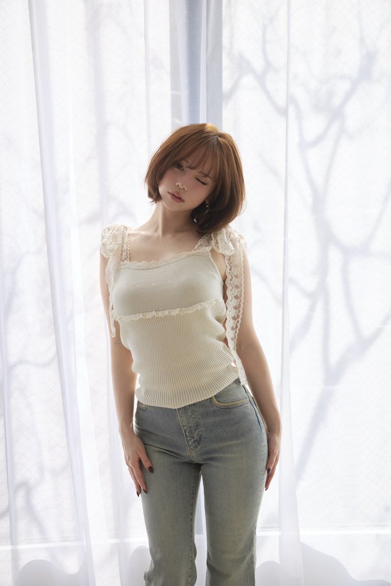 トップス IVORY ANDMARY LIL LACE KNIT TOPS Lil lace knit tops color ivory/black ¥8,800-tax in ふんわりと身体