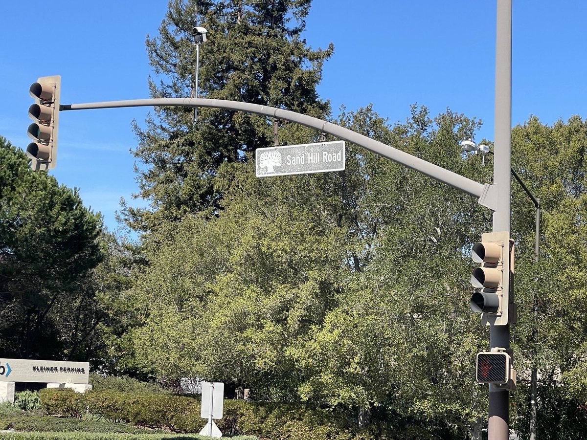 Ya en Chile, con una emoción inmensa porque me voy a encontrar con muchos venezolanos que allí viven ahora…. Me muero por abrazarlos, uno por uno, en un reencuentro que tendrá su siguiente parte en Venezuela!

Estos dias han sido tan intensos que aproveché las horas en el avión