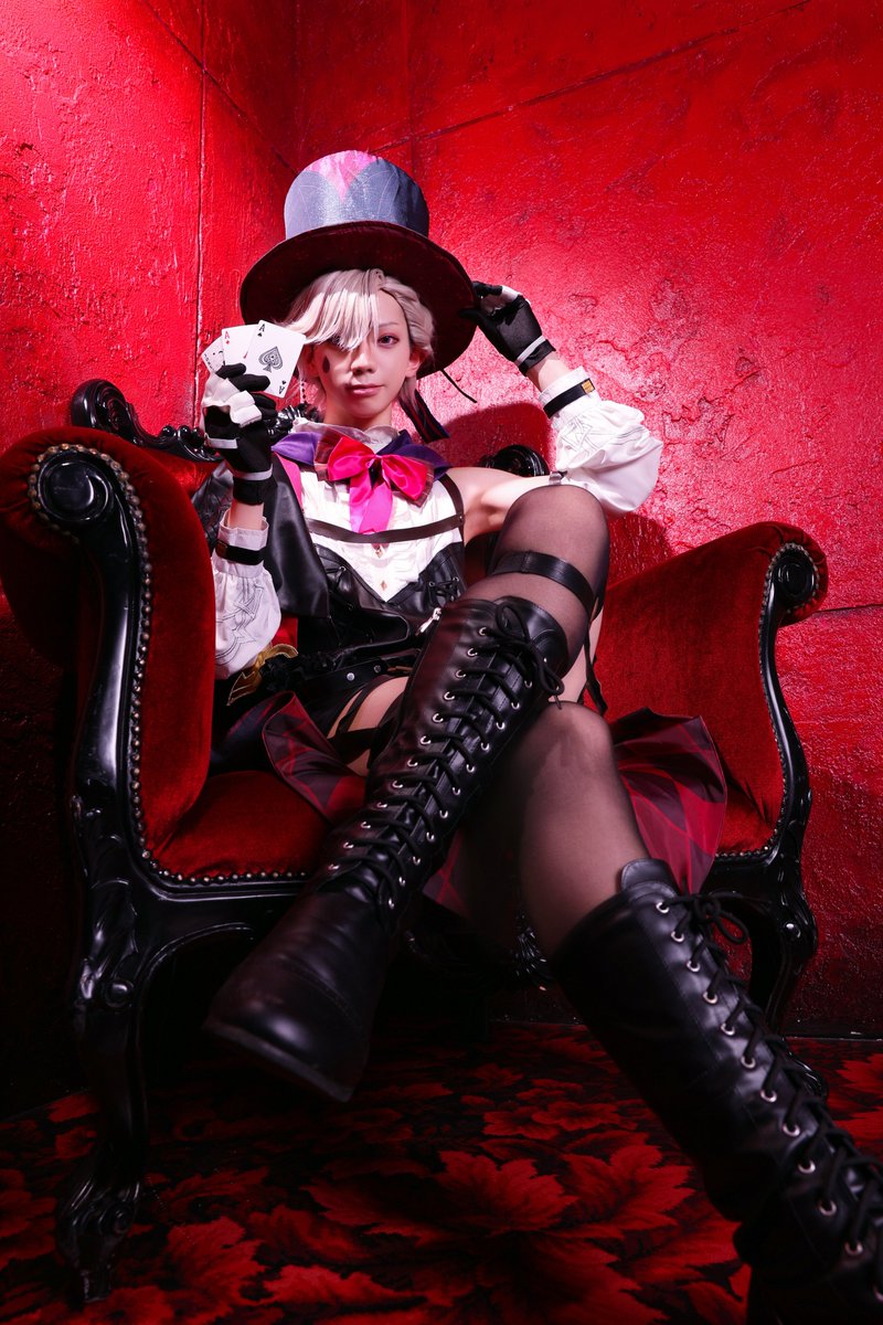 amatsuki_cos_'s tweet photo. cosplay 

JUST A SIMPLE TRICK,

 #Lyney
photo @haneshi_cosc https://t.co/SO4GsKu4mf