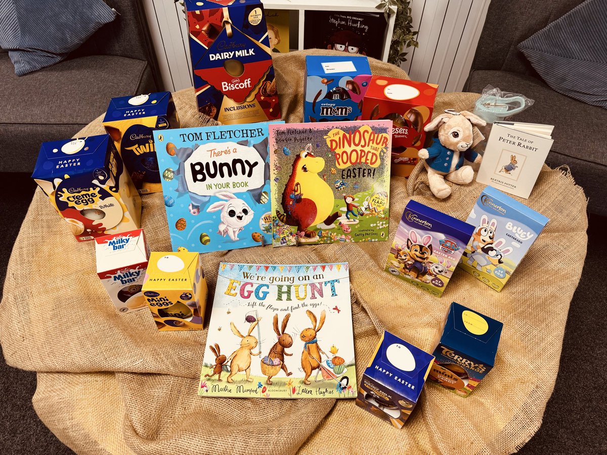 Rowena Academy tweet media