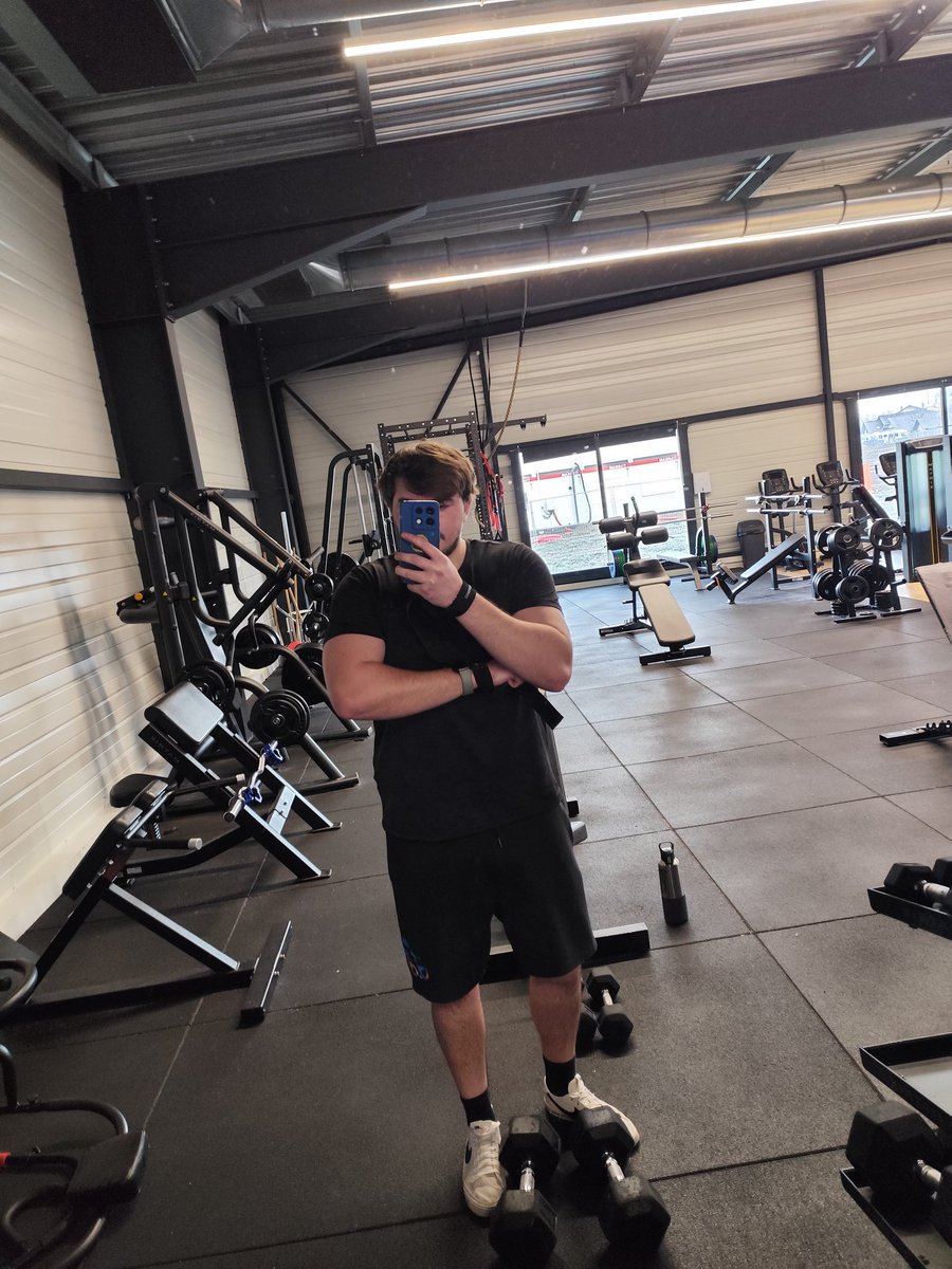 KCB Coco/PywL tweet media