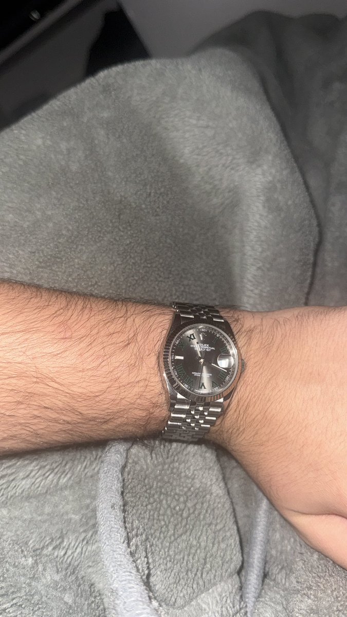 🏌🏽‍♂️r./koftecherie tweet media