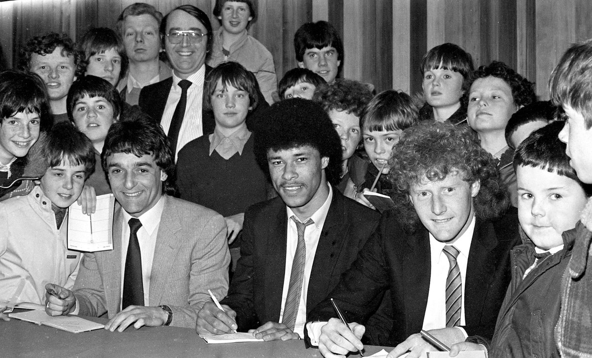 One Norman Whiteside tweet media