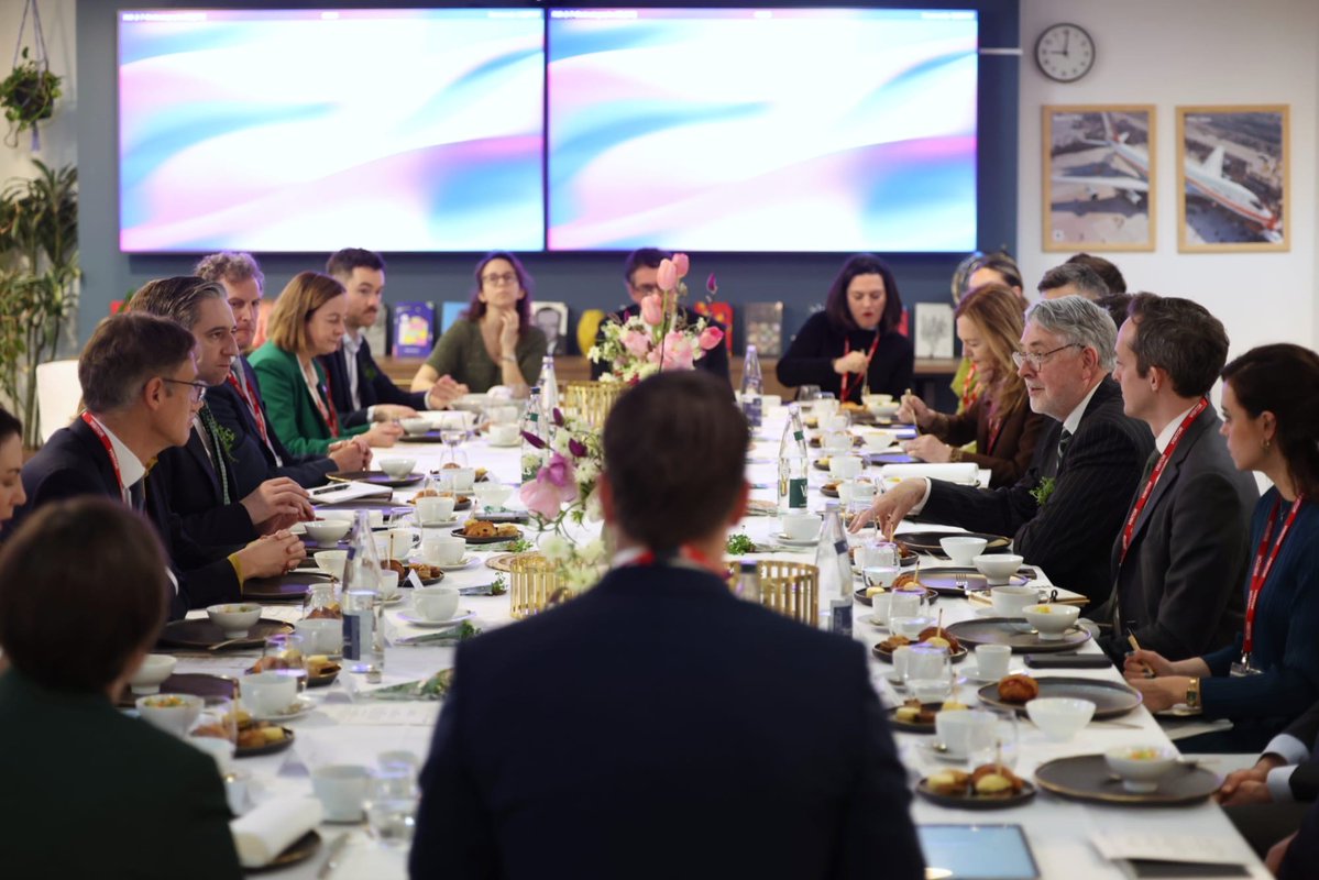 Irish Embassy Paris tweet media