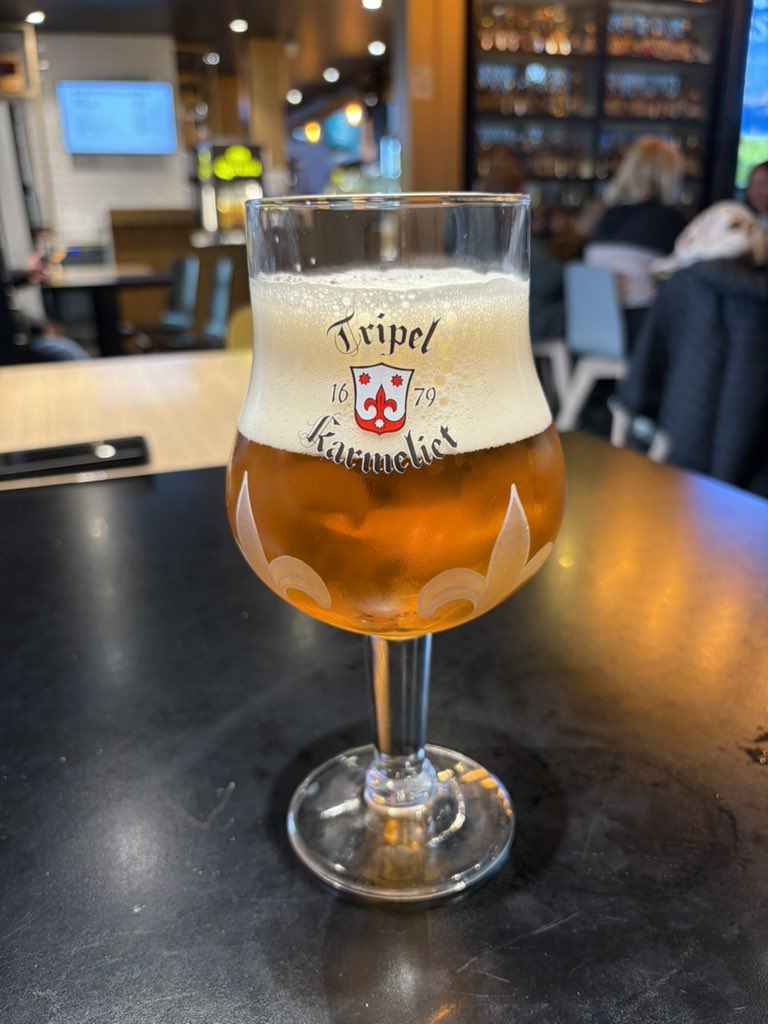 Simon Lines tweet media