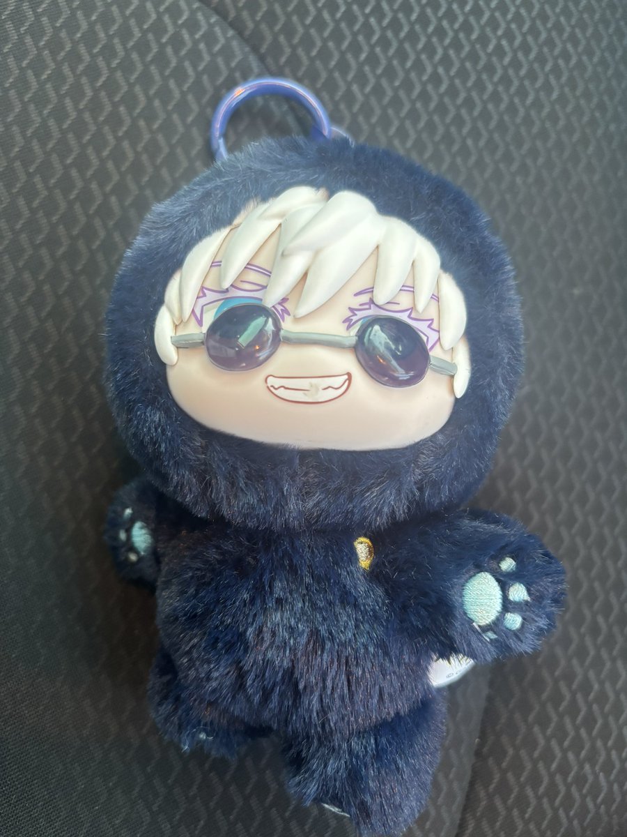 hourly gojo tweet media