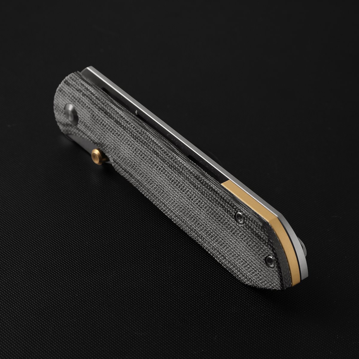 KIZERKNIVESOFFICIAL tweet media