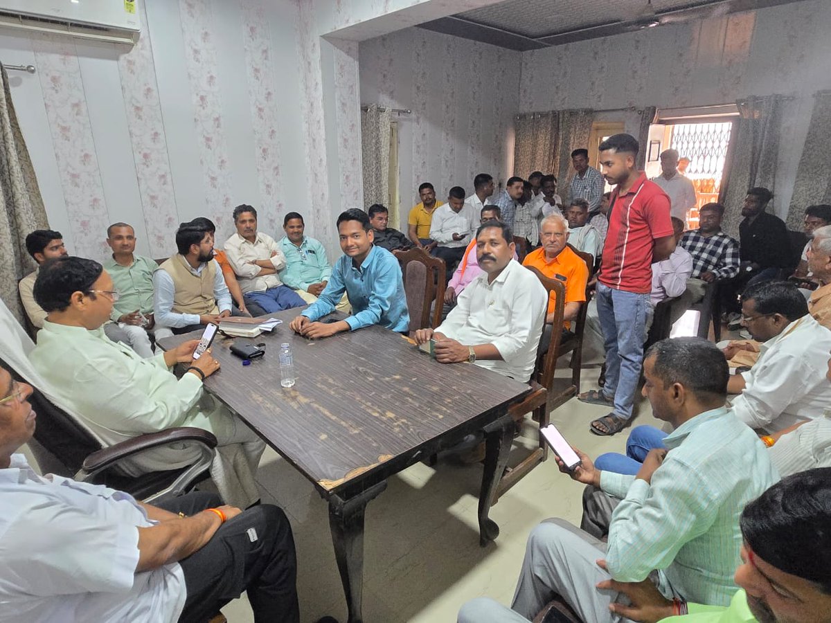 ASHOK KUMAR AGARWAL MLC(मोदी का परिवार) tweet media