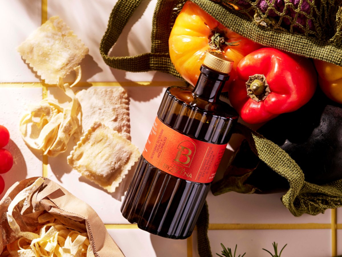 La lumière d’un terroir millénaire au service des réseaux gastronomiques: La lumière d’un terroir millénaire au service des réseaux gastronomiques exigeants

À l’aube, lorsque la lumière frappe les oliveraies de Byzacène,… dlvr.it/TRQb4Z #hotellerie #restauration #chr