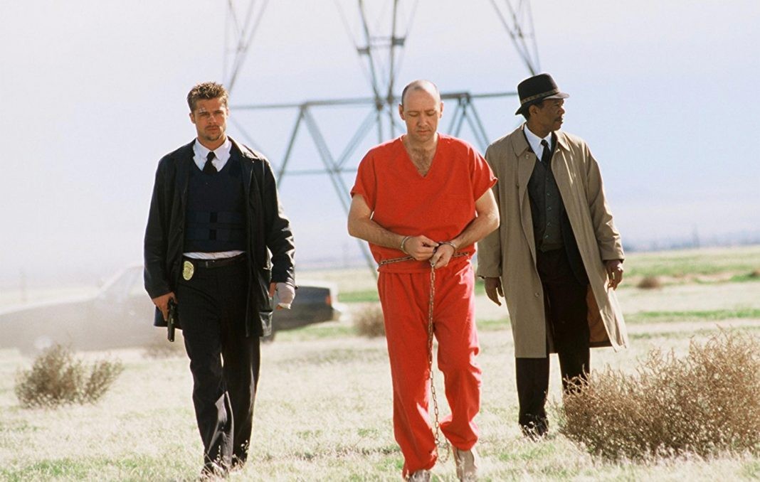 #movies #FilmTwitter #trivia #movie #film #movietwit #movie #moviescene #MoviesLover #moviescenes
Seven (1995 film) - Pitt, Spacey, Freeman