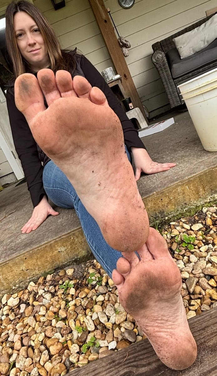 flirt_vader01's tweet photo. 👅👣 @AngXoToes https://t.co/i7btlgY5xz
