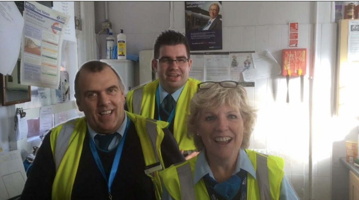 Chaz worked at Bromley south station for 25 years. Safety to staff and customer. Plus first class customer service. One of the best supervisors I’ve ever worked with. Happy retirement big boy <a href="/Se_Railway/">Southeastern</a>