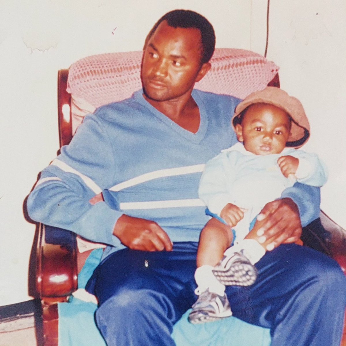 Penuel The Black Pen tweet media