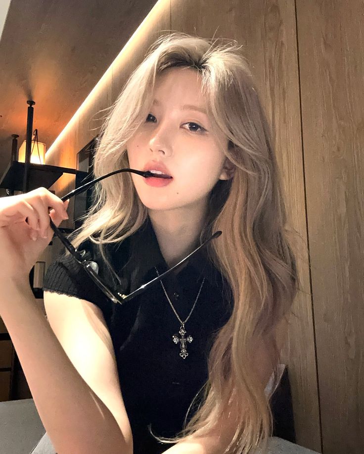 gaeul tweet media
