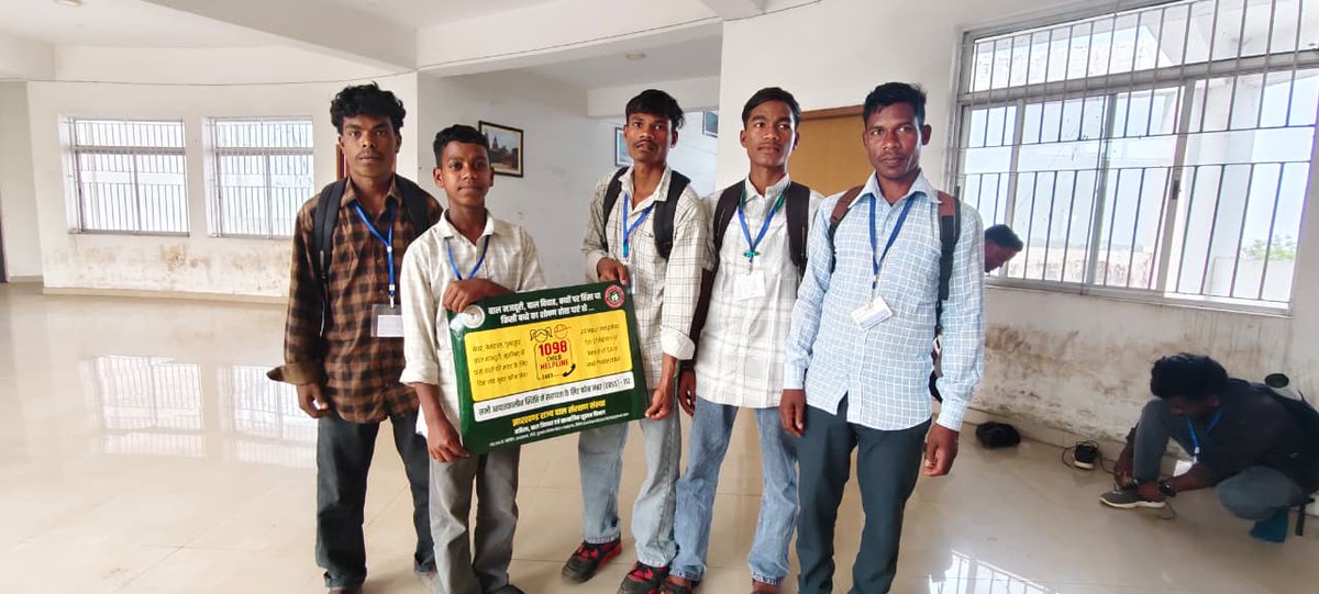 samekit_k's tweet photo. 60 adolescents from six centres joined an Exposure Visit organised by Samekit Jan Vikas Kendra to the District Child Protection Office, West Singhbhum on 11 March 2026.
#ChildProtection #ChildRights #AdolescentEmpowerment #SJVK #WestSinghbhum https://t.co/eLZBRlttLD
