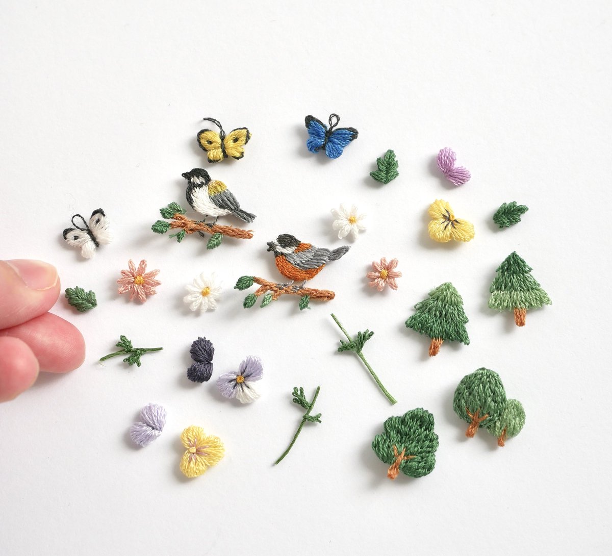 itosino🦊3/16-31絵本原画展_ﾌﾞｯｸﾊｳｽｶﾌｪ tweet media