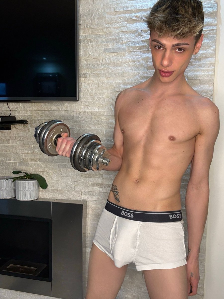 Roby De Vil - GRABBYs 22-29/04 tweet media