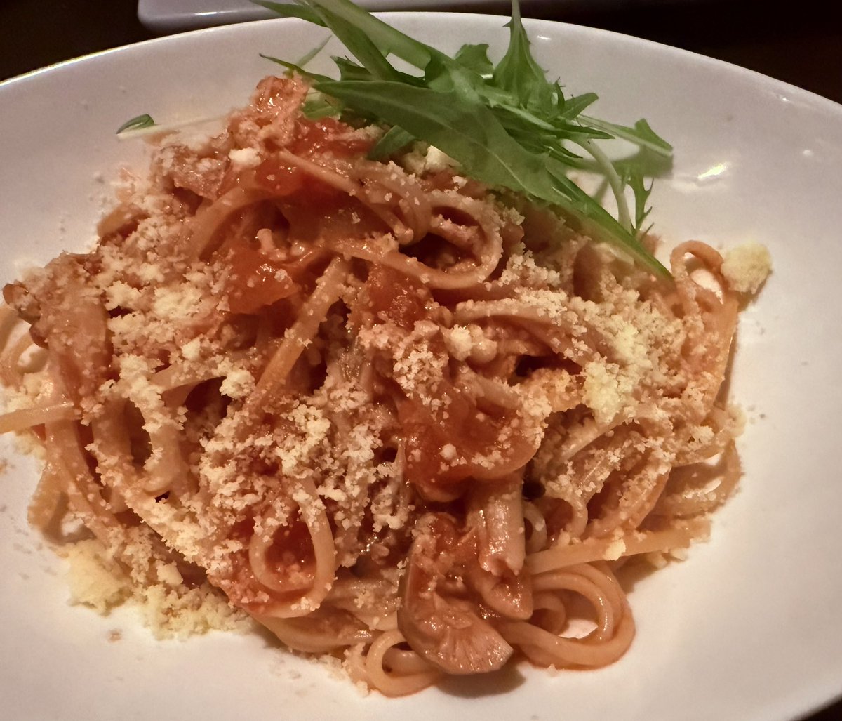 今週のプレートご飯
鶏肉とにんじんトマトソースかき菜添え

🍝ベーコンときのこのトマトソースパスタ🍅
ランチよろしくお願いします🙇

#greenworldcafe
#京王よみうりランド駅前
#カフェランチ
#稲城
#トマトソース
＃プレート
＃パスタ