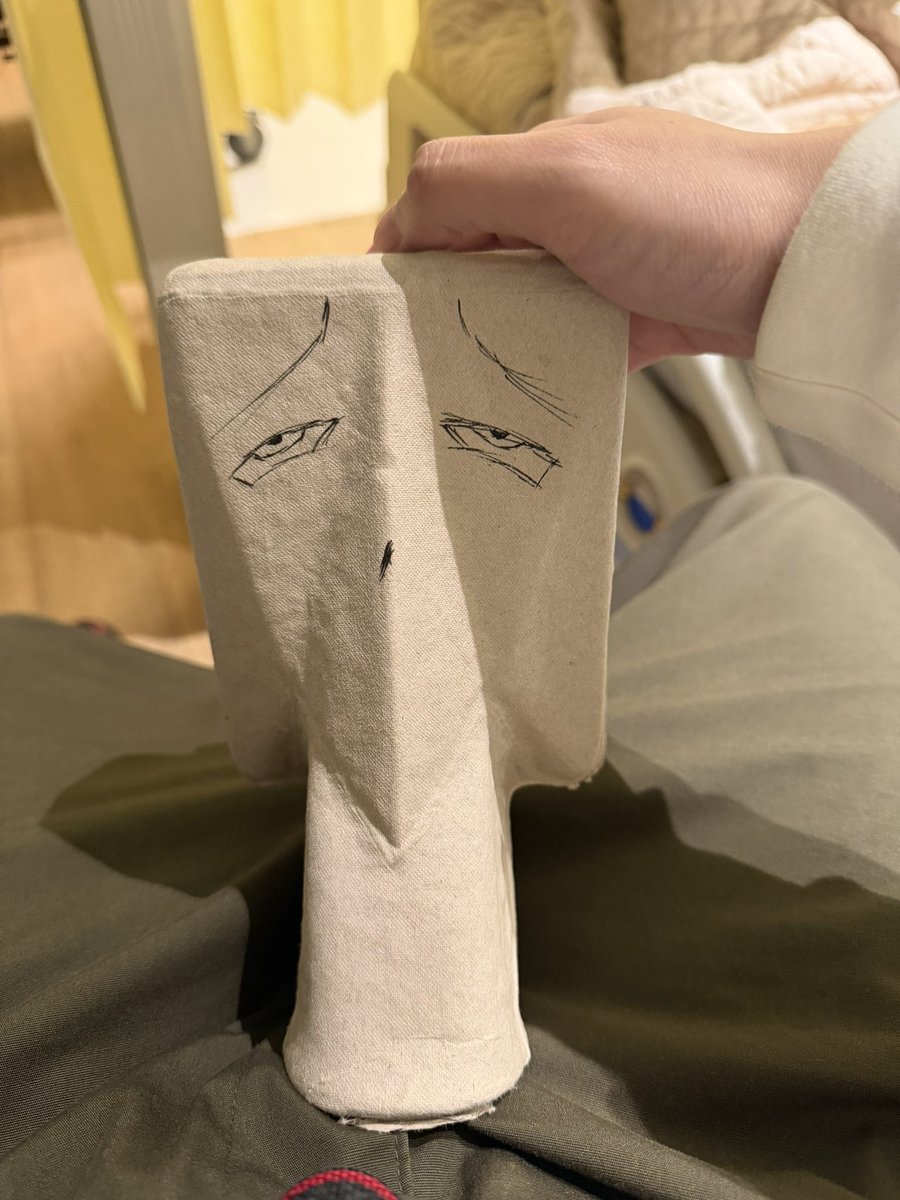 FunsonNn's tweet photo. For real i dont want WTF i done to the hospital urinal bottle …

#nsfw #blowjobface https://t.co/nlBwfKF7X3