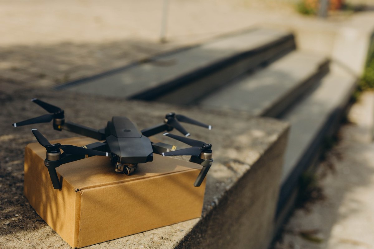 AZoRobotics tweet media