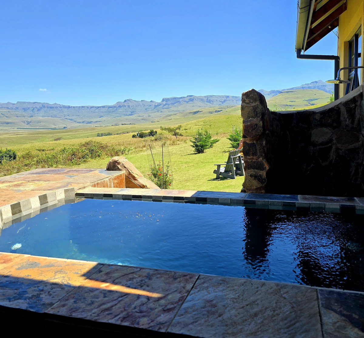 Berghouse&Cottages tweet media