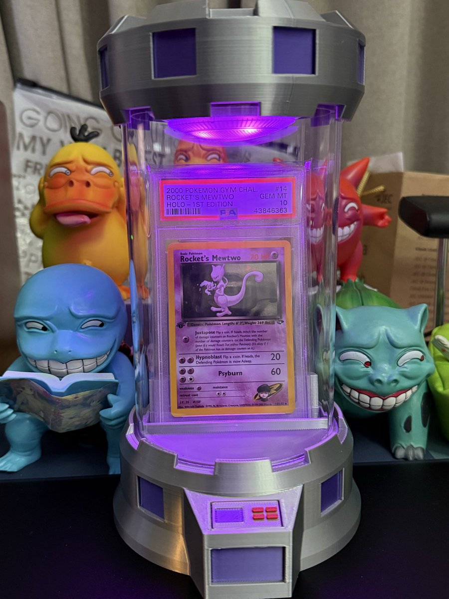 Ayy got my test tube slab stand from <a href="/Symbiotic_Storm/">PokéPrinting</a> . A must have for a Mewtwo Addict. 🥰

#pokemontcg #ポケカ