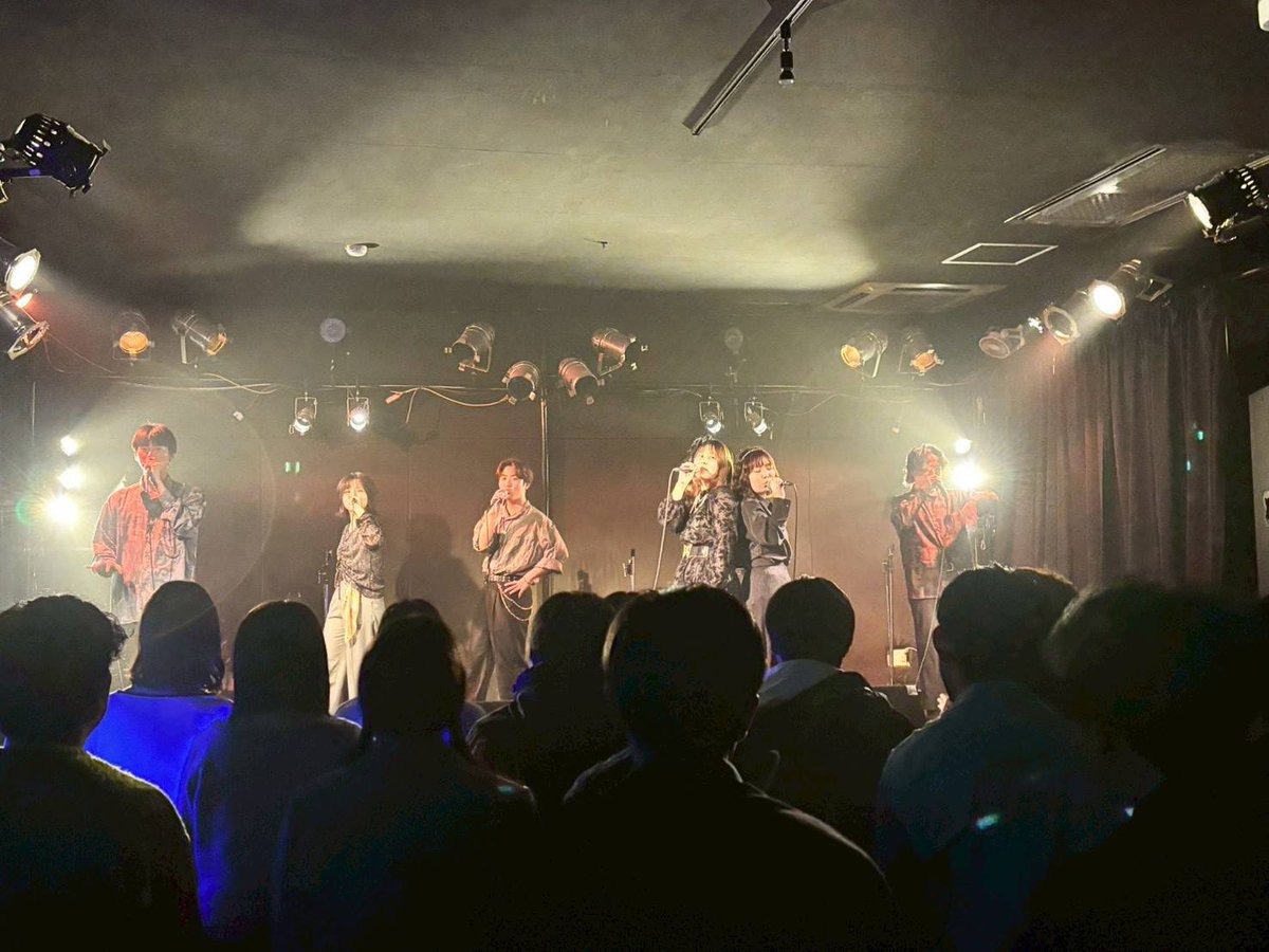 Neon_shadow_pde's tweet photo. -------------------

3.4
懐音幻影×虹珀澄ラストライブを開催いたしました🦋🌈
またどこかで皆さんにお会いできるのを楽しみにしております。

たくさん愛していただきありがとうございました。

------------------- https://t.co/2Z5gLu2sPP