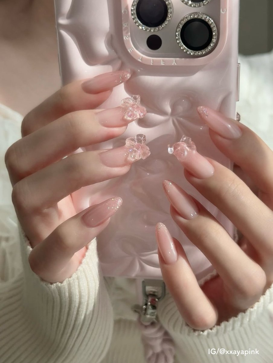 Nailiejp's tweet photo. ぷるっぷるんな大きめリボンが可愛いの♡
クリアリボンネイル👶🏻🎀🫧 https://t.co/i5eF0LMwhM