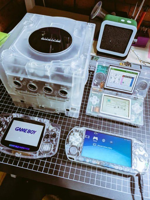 old memory tweet media