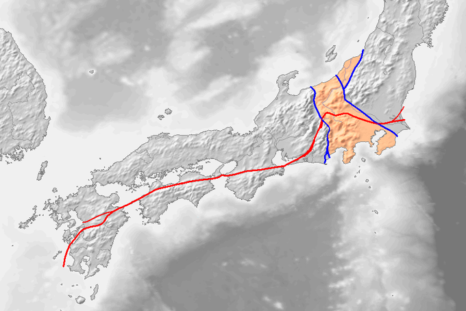 大きな地震が来る際には大気中・温泉の源泉中ラドン濃度が上がる。 
地獄の釜の蓋が開くからとも言われている。 
地球の歴史が長い中、たった昭和から令和にかけての放射能泉中全国ラドン濃度この10年間平均でも75％減少、京都75％減少広島70％減少。