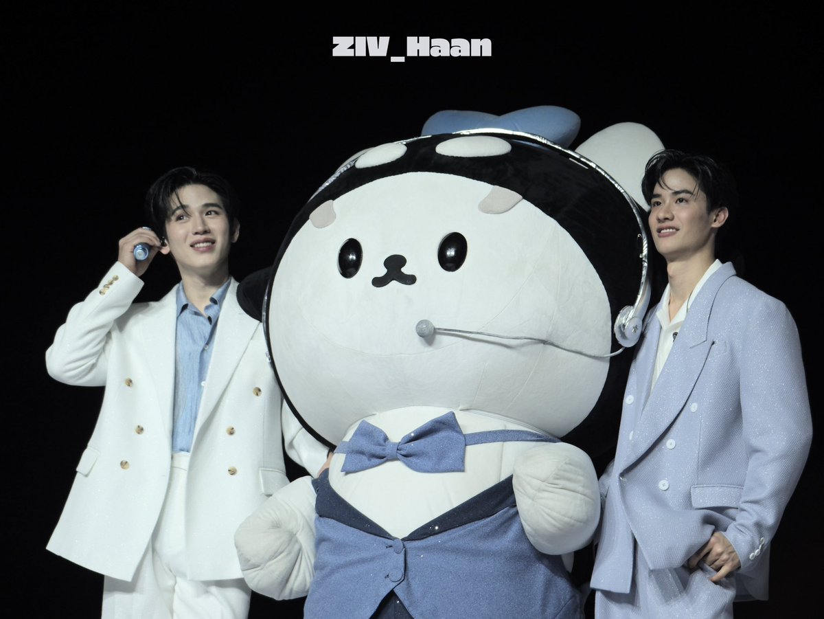ZIV_0225's tweet photo. 🐳🐻‍❄️260301 ｜polca family meeting 

White with Blue 
@Tawan_V @new_thitipoom @polcasan_GMMTV 

#PolcaFamMeeting #Tawan_v #Newwiee
#POLCASAN https://t.co/nyvtOgyg1s
