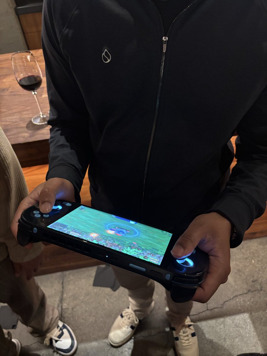 cato batato 😾 tweet media