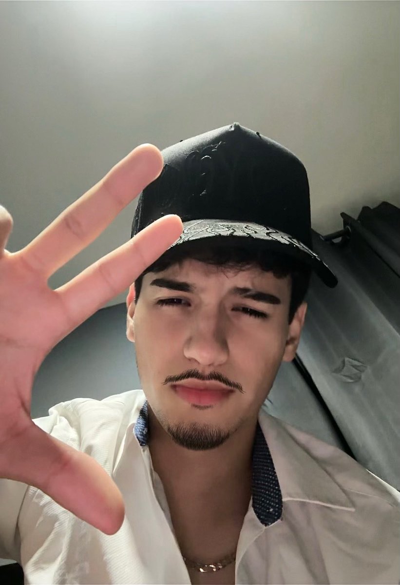 dracx66's tweet photo. ✌🏼 https://t.co/CdGA4pFJ4D
