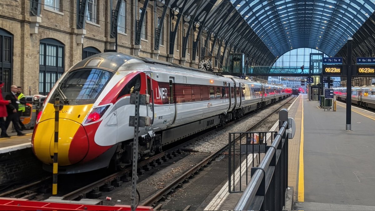 Howard Taylor tweet media