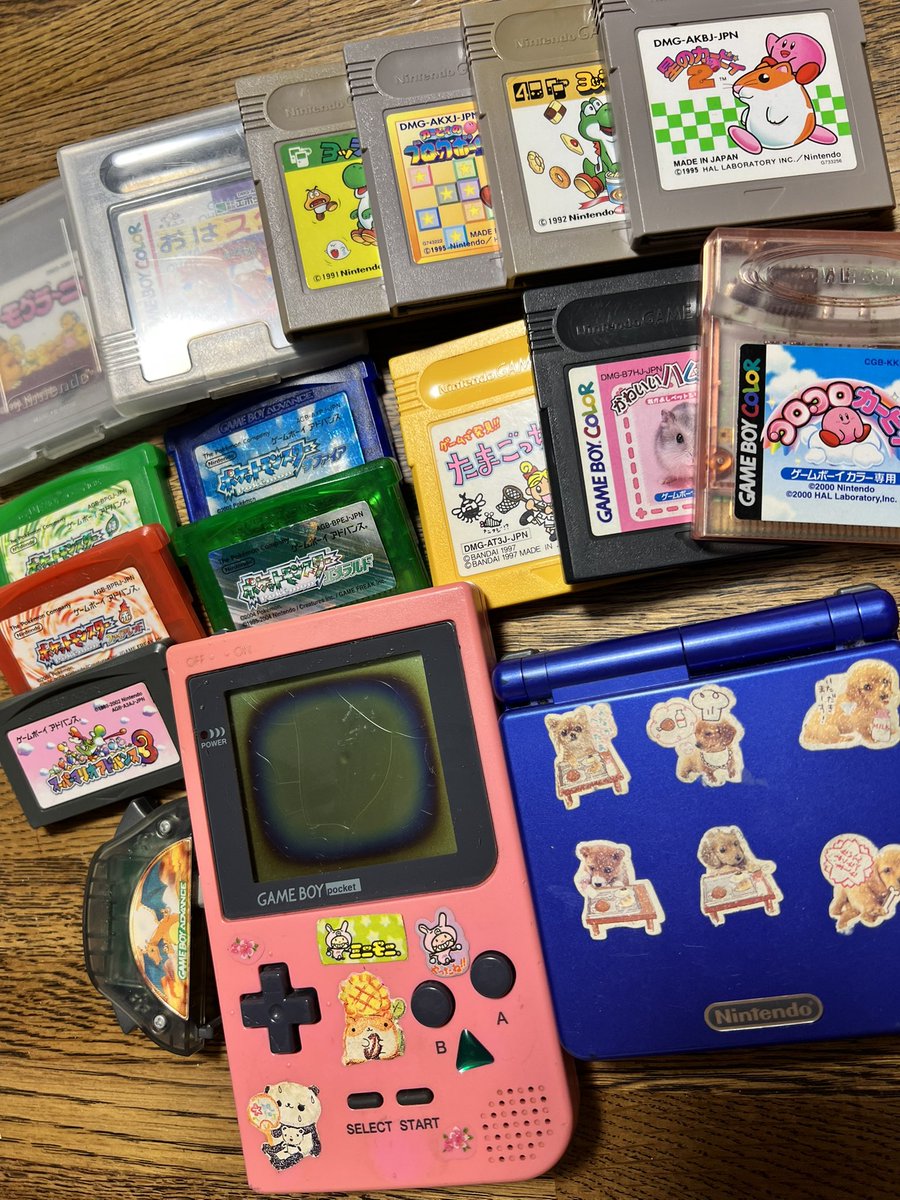 rika_s14silvia's tweet photo. 妹が今Switch2でファイアレッドしよるって聞いて自分もやりたくなったきん部屋探した☺️
SPの充電ケーブル届いたらやるぞ〜(っ ॑꒳ ॑c) https://t.co/ozIsGkwFep