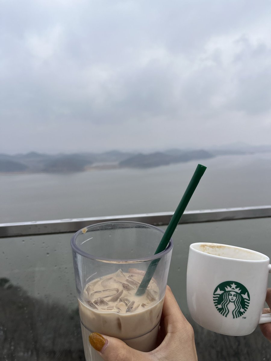 nayu__iw's tweet photo. 卒論お疲れさま旅 in  Seoul 🇰🇷 https://t.co/bTq02ZLQNo