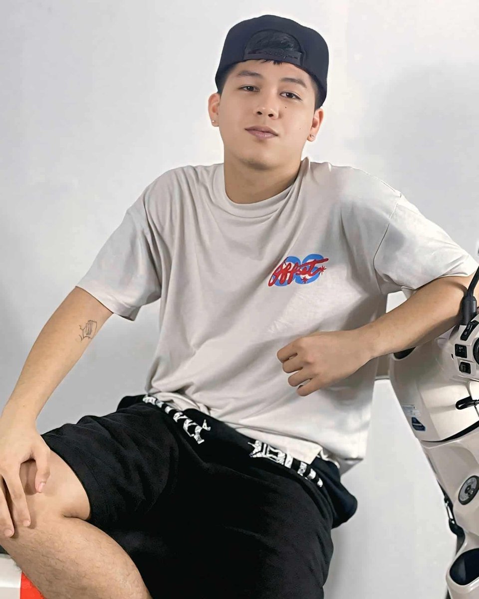 jrexler17176's tweet photo. Lf client rizal and metro manila area https://t.co/I6fq8nkloS