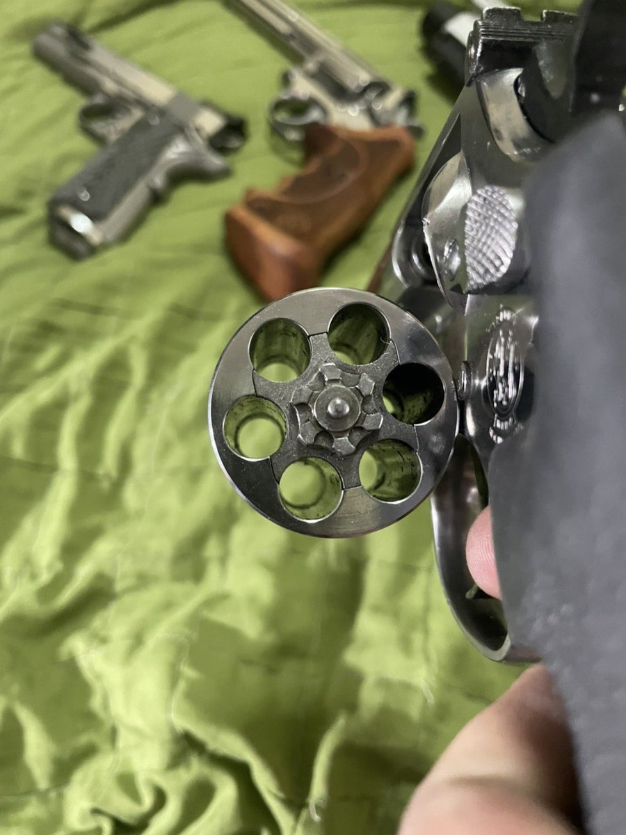 Genuine(GUNshop) tweet media