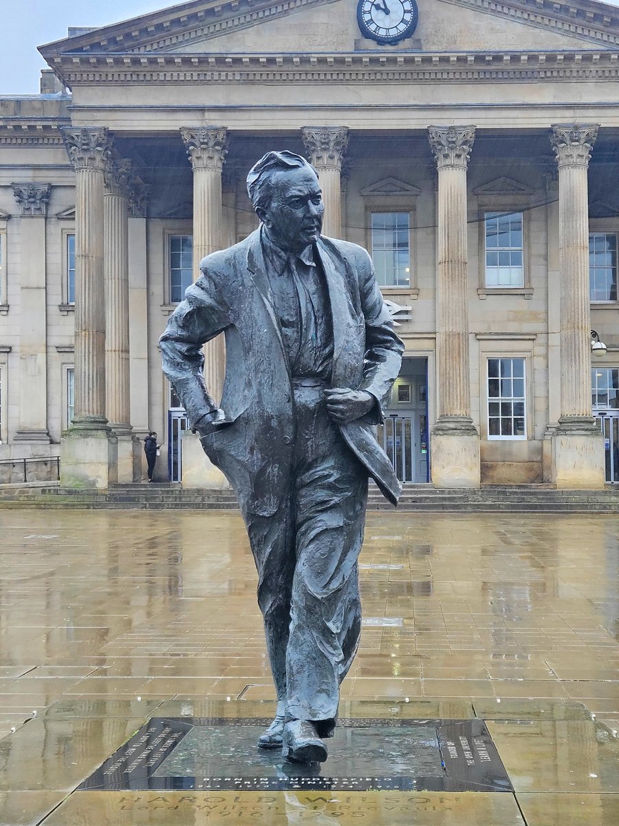 Simon Knott tweet media