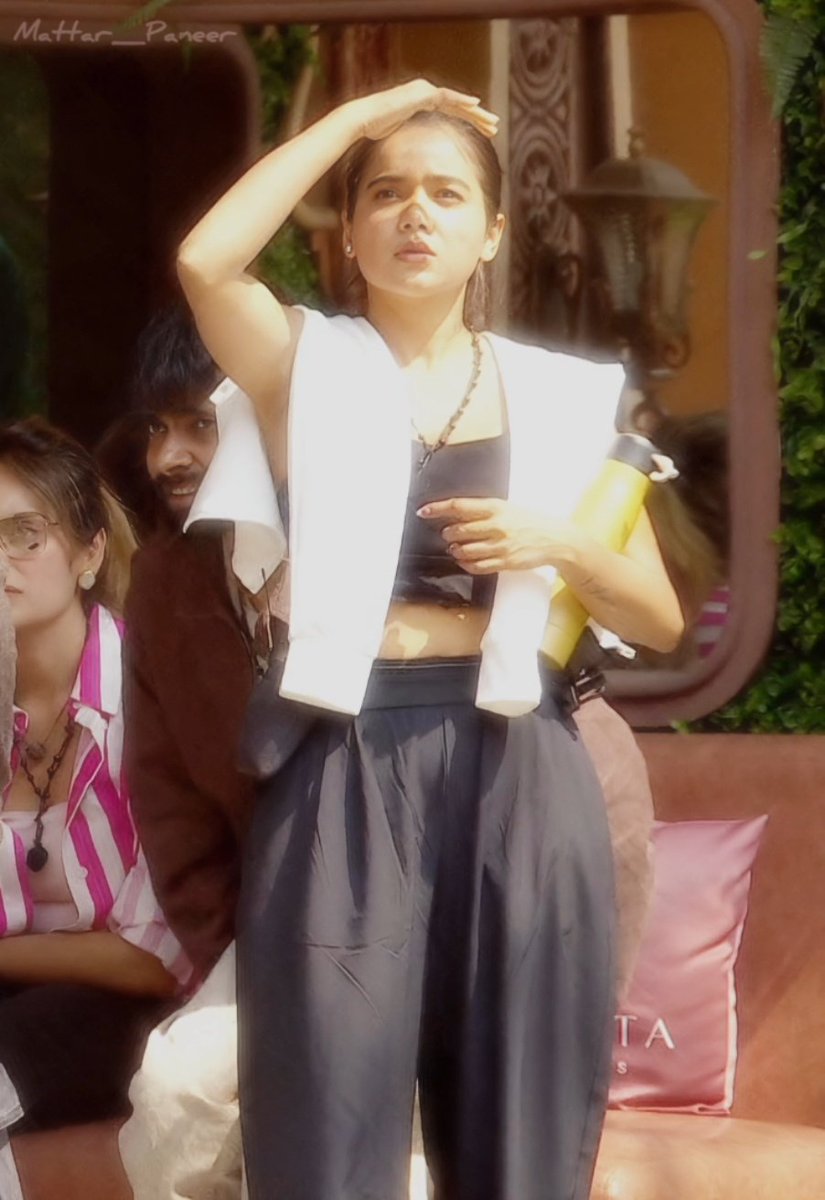 Juhi💫 tweet media